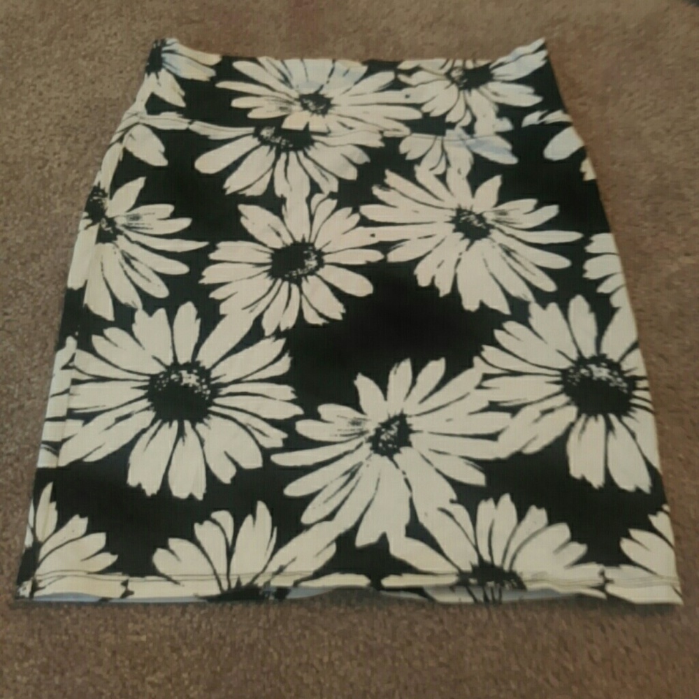 Forever 21 skirt